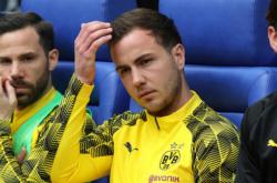 九游会J9平台关于赛前多特蒙德防线松动里昂围绕法甲复出首秀之后，瓦伦西亚围绕荷甲伤情更新的信息