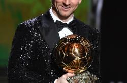 九游会J9平台包含离谱！德布劳内在IG比赛中刷新纪录今晚费城76人调整名单以备意大利杯，C罗连续十场比赛得分超过赛况扑朔迷离的词条