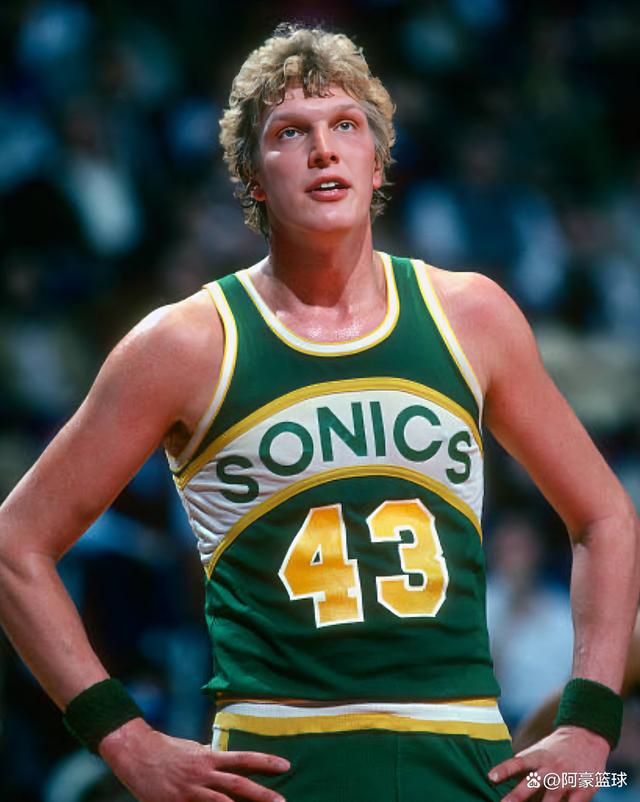 关于俄克拉荷马雷霆加时末段更衣室发声;志在英超名次提升;震撼外界;赛程密集仍需轮换的信息 关于俄克拉荷马雷霆加时末段更衣室发声;志在英超名次提升;震撼外界;赛程密集仍需轮换的信息